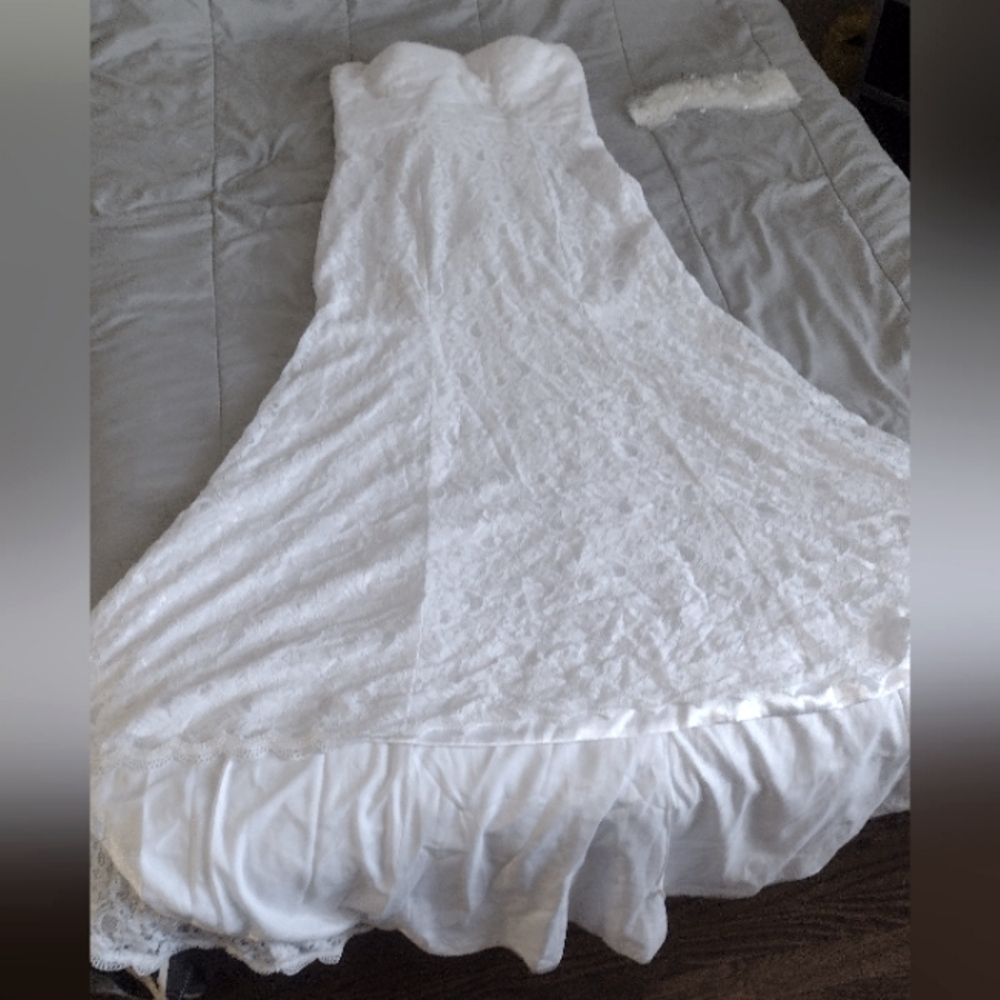 Wedding dress